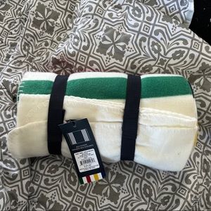 NWT Hudson’s Bay Fleece Throw